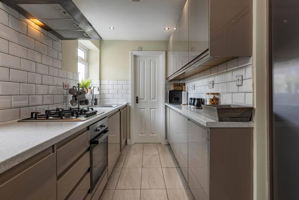 Dovecote House Beeston Private Parking 15Mins From Nottingham City Centre Close To Qmc Hospital מראה חיצוני תמונה